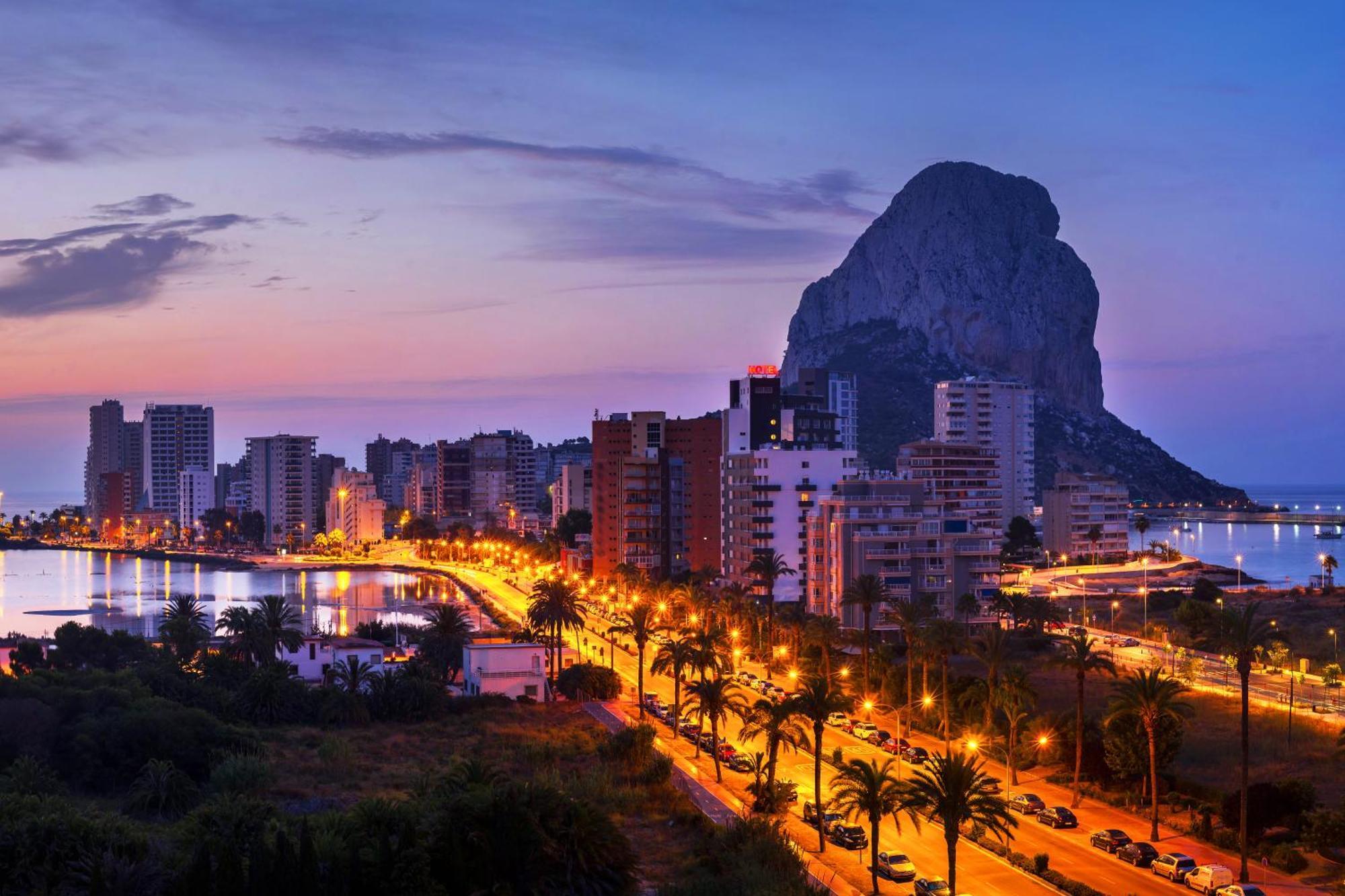 Casa Sunrise - Costa Blanca House With Rooftop, Swimming Pools And Panoramic Sea And Calpe Views 外观 照片