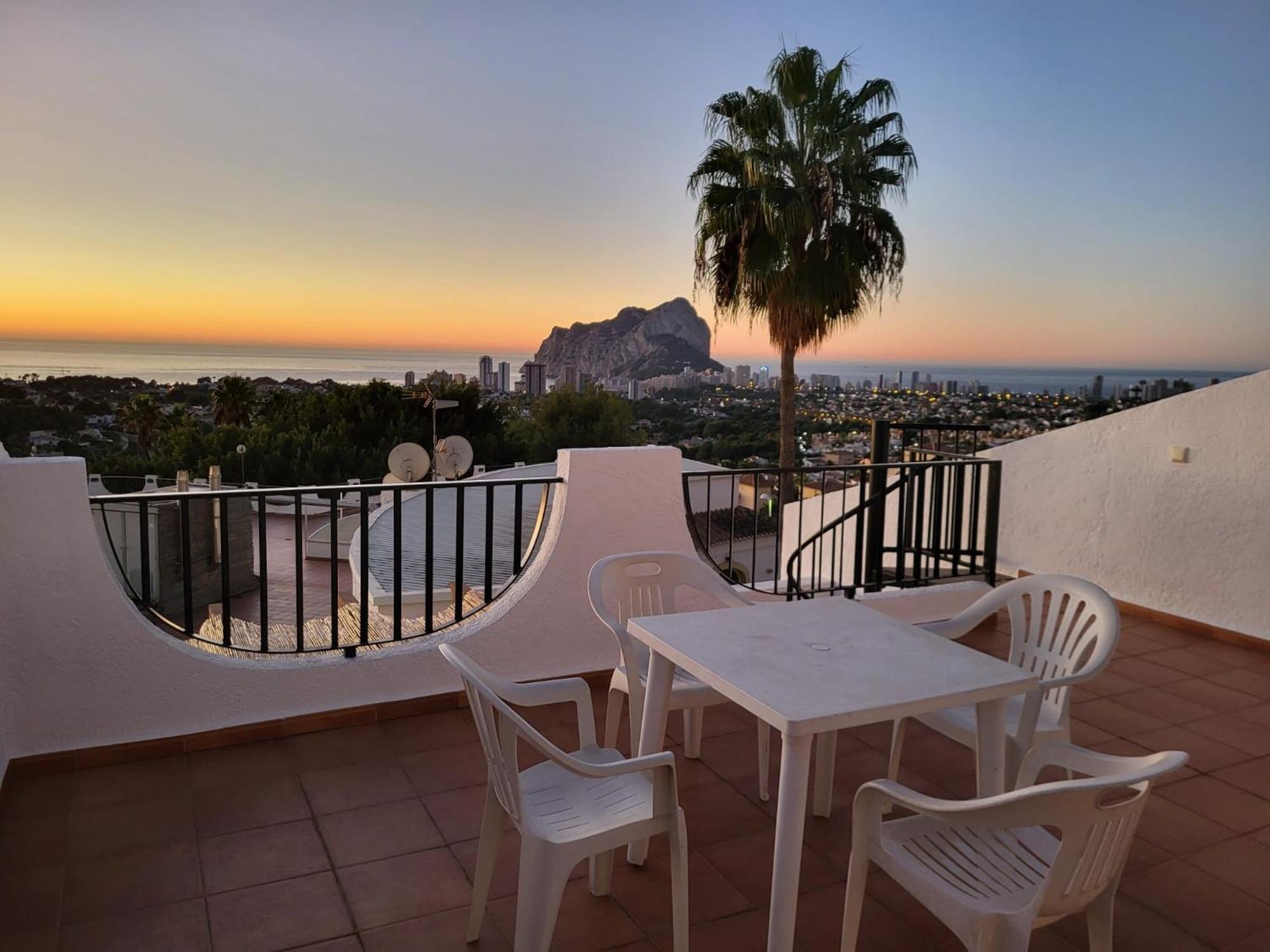 Casa Sunrise - Costa Blanca House With Rooftop, Swimming Pools And Panoramic Sea And Calpe Views 外观 照片