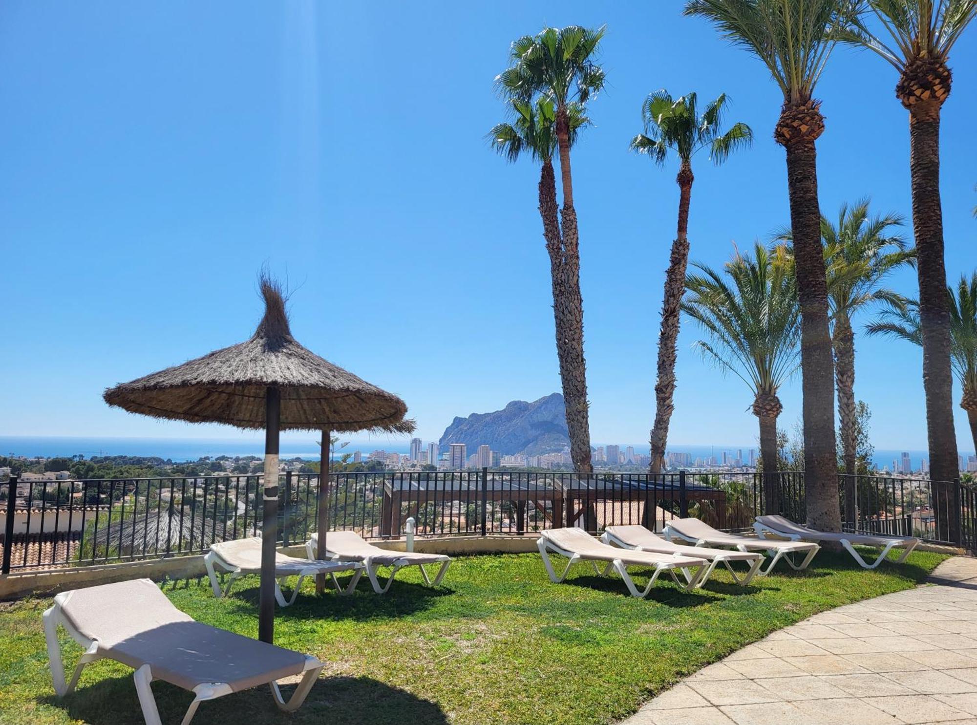 Casa Sunrise - Costa Blanca House With Rooftop, Swimming Pools And Panoramic Sea And Calpe Views 外观 照片