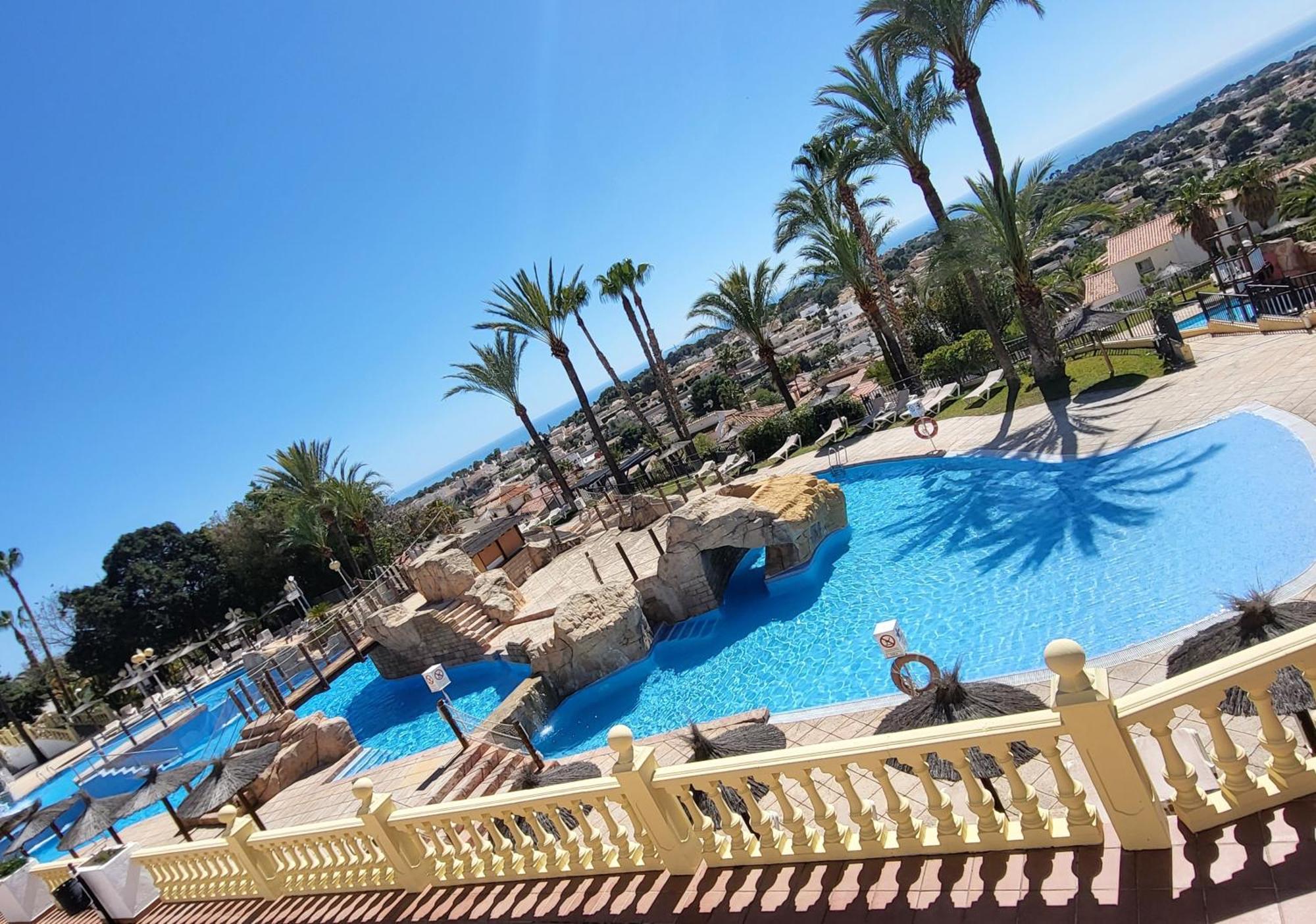 Casa Sunrise - Costa Blanca House With Rooftop, Swimming Pools And Panoramic Sea And Calpe Views 外观 照片