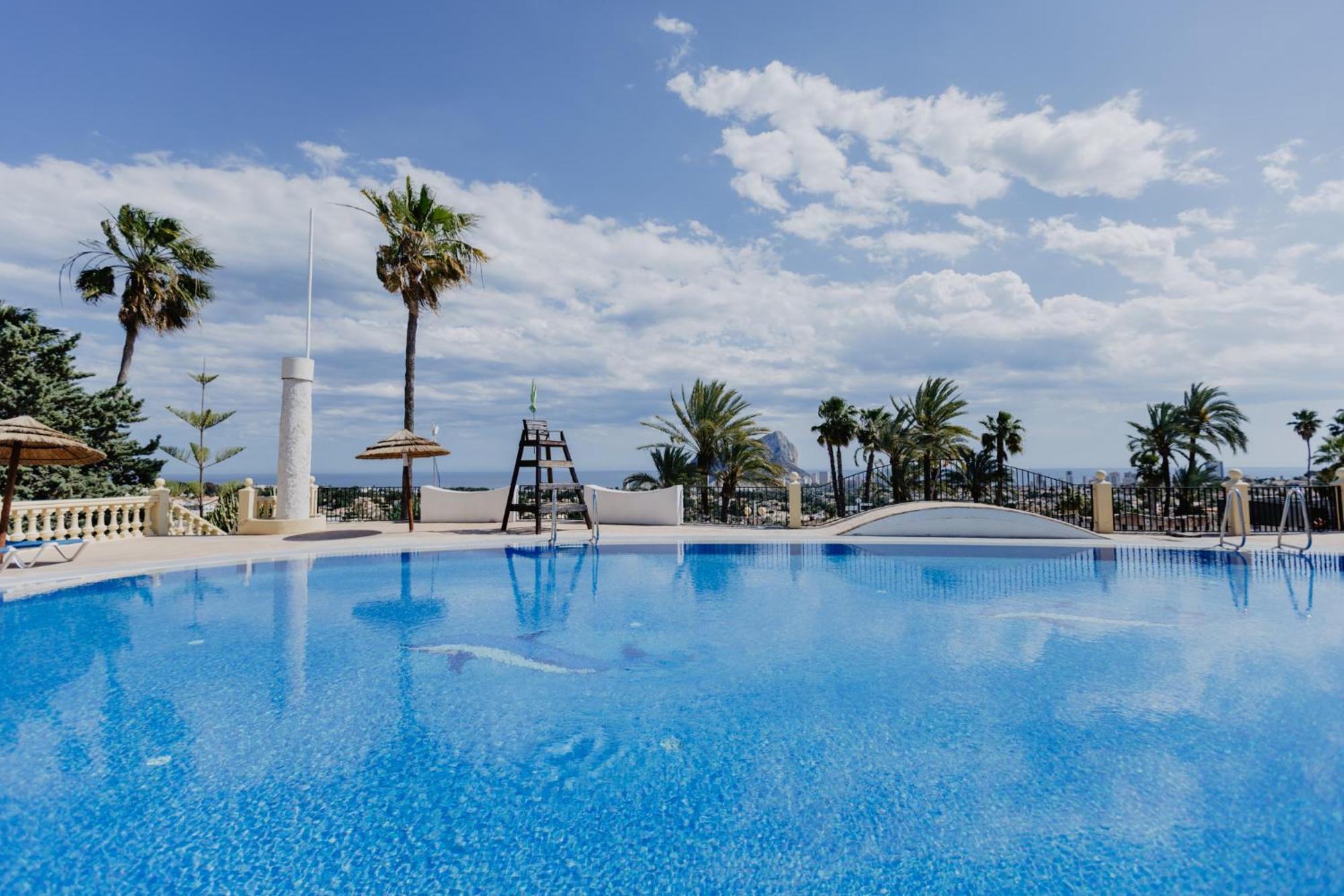 Casa Sunrise - Costa Blanca House With Rooftop, Swimming Pools And Panoramic Sea And Calpe Views 外观 照片