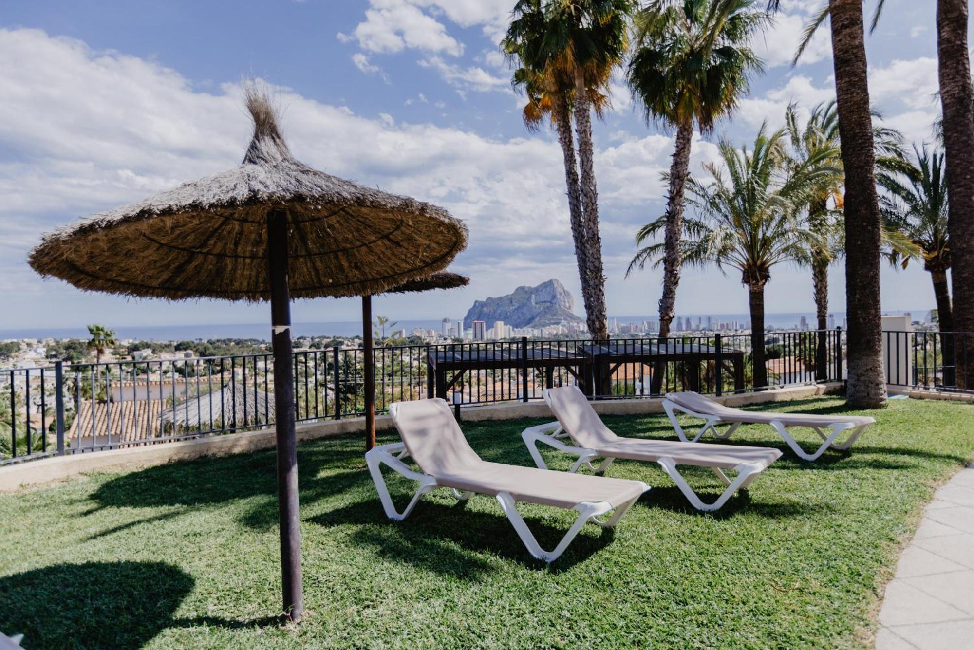 Casa Sunrise - Costa Blanca House With Rooftop, Swimming Pools And Panoramic Sea And Calpe Views 外观 照片