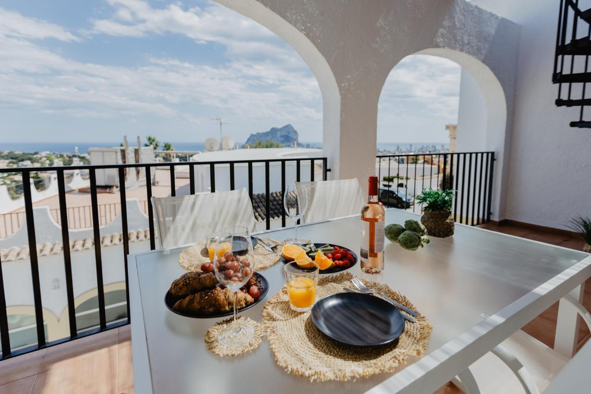 Casa Sunrise - Costa Blanca House With Rooftop, Swimming Pools And Panoramic Sea And Calpe Views 外观 照片